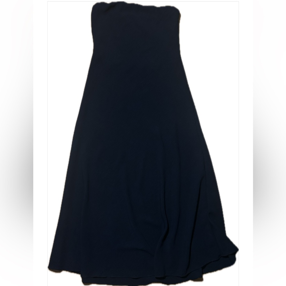 OFFER | Black Strapless Dress